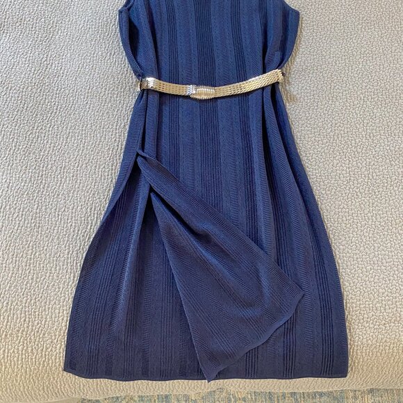 Carlisle New York - Soft Sleeveless Knit Dress with Slit - Picture 6 of 13